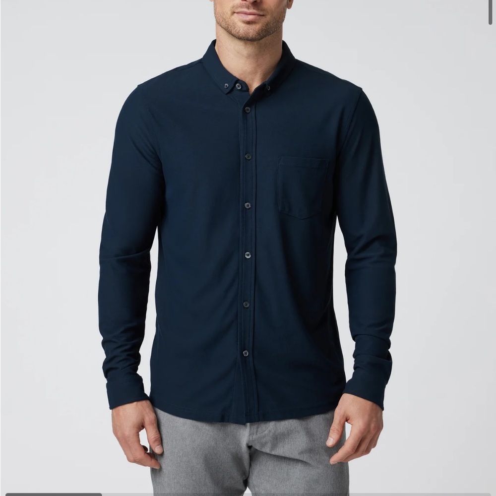 Vuori Men's Navy Casual Button Down Shirt